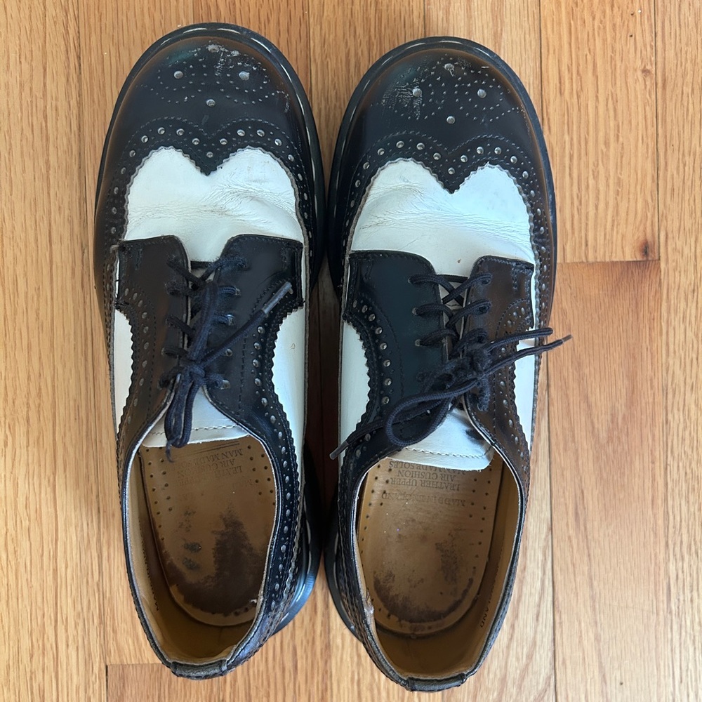 Doc Martens retro Black and White 3989 Bex Smooth Leather Brogue Shoes